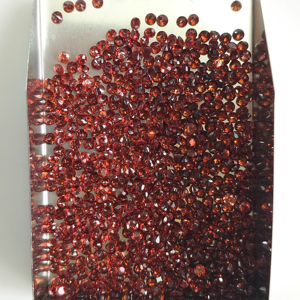 Granate Rojo Natural de 2.25 mm, Corte Brillante Redondo, Piedra Preciosa Suelta de la Mejor Calidad para la Fabricación de Joyas - Product Image 4