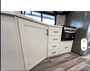 Remorque P-r-i-s-t-i--n-e clean K-H d'occasion 2026 Jayco Jay Flight SLX 3-8-0-D-Q-S - Product Image 5