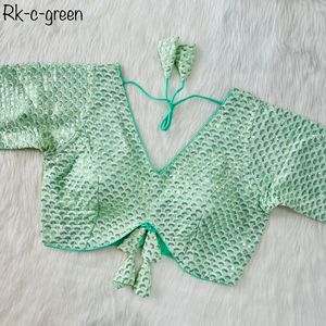 Las mujeres de alta demanda usan blusa Georgette para Sari en diferentes colores disponibles a precios al por mayor de La India - Product Image 5