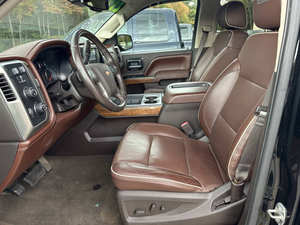 Chevrolet Silverado 1500 High Country Usada de 2015 - Product Image 2