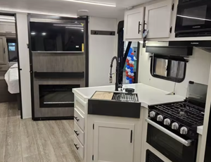 El mejor!! Venta al por Mayor de Remolques de Viaje Económicos 2024 2023 2022 Camper Forest River Alpha Wolf 26DBH-L - Product Image 4