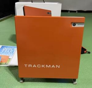 เครื่องวัดการตีลูกกอล์ฟ Trackman 4 พร้อมกล้องความเร็วสูงคู่ เซ็นเซอร์ WiFi บลูทูธ ไร้สาย จอ LCD OLED พร้อมโปรแกรมจำลอง - Product Image 4