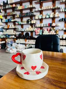 Red Love Ceramic Hand-kneaded Niche Hand-painted <b>Cups</b> <b>and</b> <b>Saucers</b> Set Wholesale Hand-painted Irregular Shape - Product Image 2
