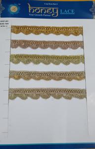 Dentelle de luxe en dentelle de miel dorée à paillettes, motif floral écologique pour vêtements de style vintage et créations de haute couture - Product Image 2