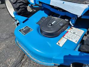 NUEVO Tractor LS Modelo MT125-HT 24HP CON 4WD, Tractor Compacto Apto Para Múltiples Industrias y Propósitos - Product Image 6