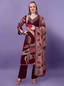 Vestido de lujo Hermoso color Seda de viscosa pura Impresión digital Kurti Pant & Dupatta con mano y máquina Proveedor DE TRABAJO DE LA India - Product Image 4