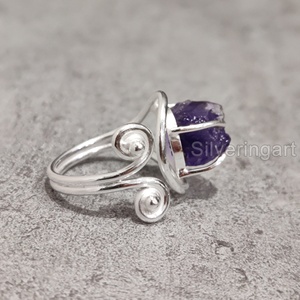 Joyería de piedra en bruto Anillo de mujer Piedra preciosa de amatista cruda natural Febrero Piedra natal Diseñador Boda Anillo de plata esterlina 925 - Product Image 3