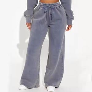 Pull tendance du fournisseur OEM/ODM Sweat à capuche court pour femmes Vêtements de sport d'hiver élégants avec logo sur le devant Vente en gros - Product Image 2