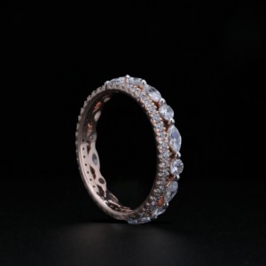 Banda de aniversario única para mujer, banda de boda de oro blanco ancho, banda de boda apilable de diamantes cultivados en laboratorio certificada por IGI, banda de boda - Product Image 3