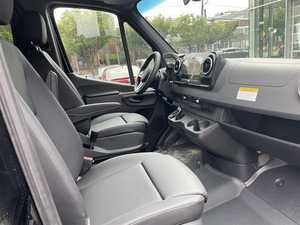 Nuovissimo 2021 MER CEDES BEN Z velocista 2500 tetto alto 2.0L V6 4x4 161hp 27,00km 15 posti cambio automatico - Product Image 2