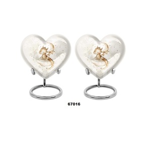 Urna Funeraria para Cenizas Humanas con Forma de Corazón y Libélula, Hermosa y en Oferta, con Soporte y Bolsa de Terciopelo Gratis - Product Image 4