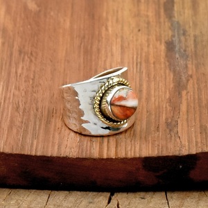 Oyster Copper Turquoise <b>Ring</b> with Round Gemstone and Hammered Wide Band in Sterling Silver - Product Image 4