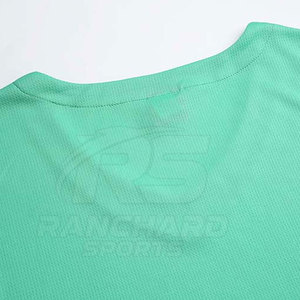 Maillot de basket-ball respirant en polyester de haute qualité, design d'équipe, vêtements de sport pour le jeu d'entraînement - Product Image 3