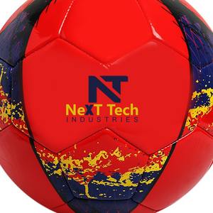 Balón de entrenamiento de fútbol de Next Tech Industries, material de PU para fines de entrenamiento con diseño personalizado y logotipo personalizado - Product Image 2