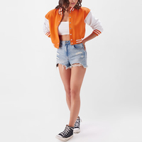 Las chaquetas universitarias recortadas para mujer más vendidas, logotipo bordado personalizado, tela estampada con letras, servicio OEM ODM