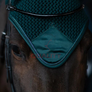 Elegante gorro de ganchillo para caballos, ligero, transpirable, lavable, hecho en Pakistán, ideal para la competición de entrenamiento - Product Image 6