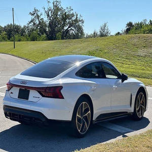 Audi RS e-tron GT 2023 en perfecto estado - Product Image 4