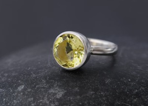 Anillo de Cóctel con Bisel Vintage de Amatista Natural Hecho a Mano, Plata de Ley 925, Gema de Corte Amarillo, Anillo de Compromiso, Joyería Fina - Product Image 5