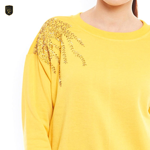 เสื้อสเวตเชิ้ตคอกลมโอเวอร์ไซส์สำหรับผู้หญิง ผ้าฝ้าย 100% ระบายอากาศได้ดี เป็นมิตรกับสิ่งแวดล้อม ทรงหลวม สวมใส่สบายๆ แฟชั่นลำลองสำหรับฤดูหนาว - Product Image 6