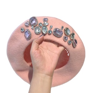 Casquette de camionneur en maille personnalisée avec logo 2025, avec strass en diamant, 100% coton/polyester, motif en chevrons, style hip-hop - Product Image 3
