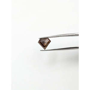 Diamant naturel serti en pentagone, facetté, 8 x 8,8 mm, taillé en vrac pour la fabrication de bijoux - Product Image 4