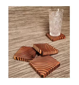 Ensemble de 6 sous-verres en bois de style classique Crescent Crafts pour tasses à thé et tasses à café - Product Image 4