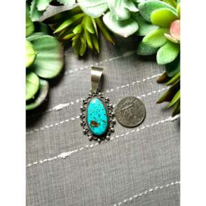 Pendentif Jameson Garcia en turquoise Kingman et argent sterling avec technologie d'incrustation à sertissage clos - Product Image 2