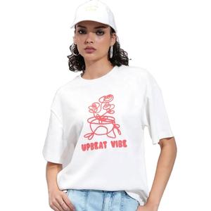 Vente en gros de T-shirt femme en coton brodé Coupe décontractée Tissu doux Manches courtes T-shirt surdimensionné pour femme Personnalisation disponible - Product Image 1