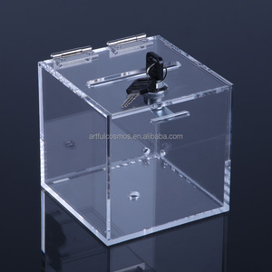 Boîte de rangement en acrylique transparente avec serrure et couvercle à charnières pour une conservation sécurisée des objets - Product Image 6