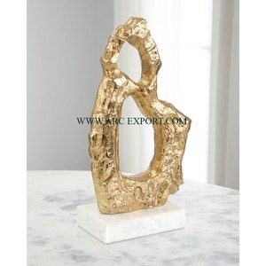 ชุดรูปปั้นแฟนซี3ชิ้นดีไซน์ใหม่แหวนสีทองพร้อมฐานไม้สีดำอุปกรณ์ตกแต่งบ้าน - Product Image 4