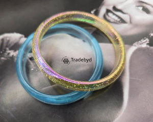 กำไลเรซิ่นเก๋ไก๋สำหรับสไตล์ในชีวิตประจำวันเครื่องประดับแฟชั่นอินเทรนด์สำหรับผู้หญิงโดย tradebyd - Product Image 1