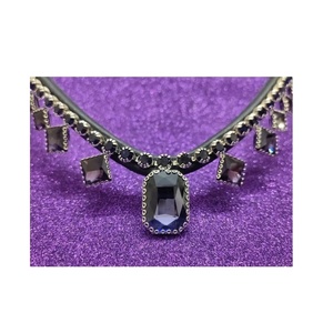 Frontale carrée en cuir noir de qualité supérieure avec logo personnalisé, confortable et portable, pour l'équitation - Product Image 2