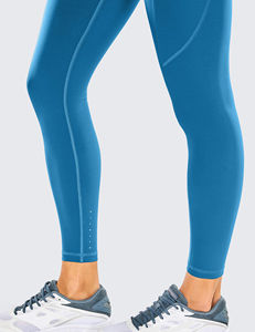 Leggings de mujer hechos a medida con tejido de secado rápido de alta calidad, cómodos y de secado rápido al por mayor con logotipo personalizado - Product Image 5