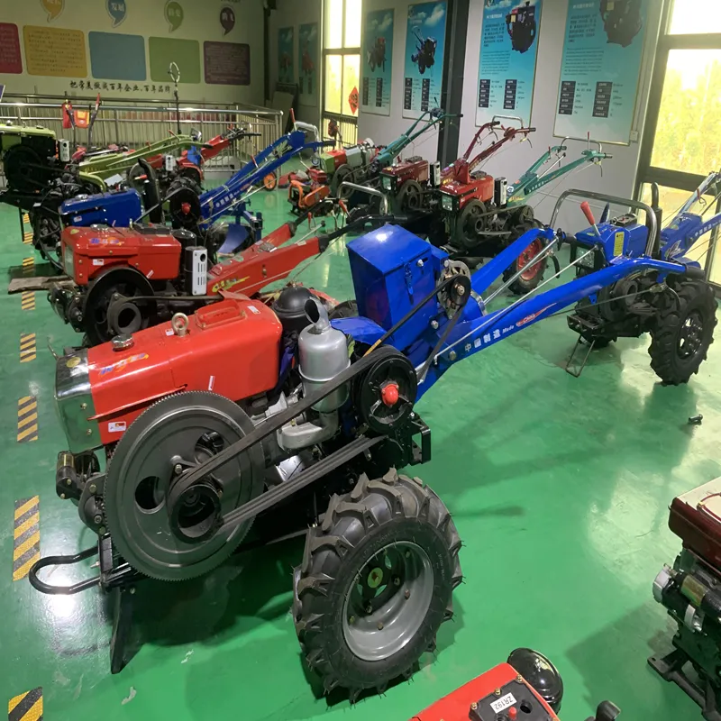 Mini tracteur agricole à deux roues neuf et d'occasion de qualité supérieure en Autriche pour l'agriculture à vendre