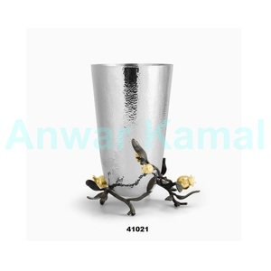Luxury <b>Unique</b> Handmade Metal Flower <b>Vase</b> for Home Decoration Wedding Tabletop Centerpiece Flower Pot - Product Image 3