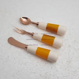 Logo personnalisé en acier inoxydable couverts ensemble de couverts en résine poignée cuisine bureau fête et restaurant vaisselle vaisselle utilisée - Product Image 4