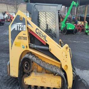 Gehl RT210 Yellow Crawler Loader Skid Steer Loader High Lift Hydraulic Bucket Compact <b>Track</b> Loader for Construction - Product Image 2