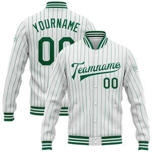 Veste universitaire d'hiver personnalisée pour homme, design à rayures fines, broderie du logo du nom de l'équipe, impression par transfert thermique, 100% coton - Product Image 4