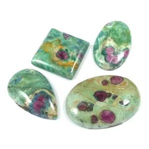 Natual 루비 Fuchsite 카보 숑 보석 루비 Fuchsite 도매 Lot 믹스 모양 크기