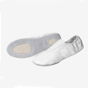 Haute qualité filles gymnastique Tumbling chaussures sans lacet agilité chaussures de gymnastique respirant en cuir de chèvre semelle supérieure en caoutchouc daim - Product Image 2