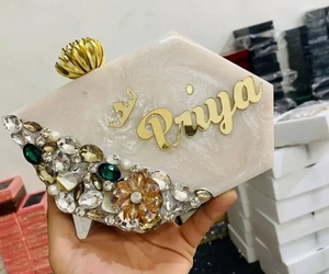 Bolso de mano de resina de color personalizado, monedero metálico de madera impermeable con decoración de botones para viajar, directo desde la India por Faizacraft - Product Image 3