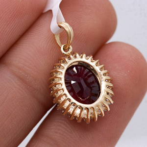 Rubí de forma ovalada natural y piedras preciosas de diamante 14K oro amarillo sólido hecho a mano mujeres colgante joyería para venta al por mayor - Product Image 4