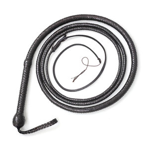 Látigos de Cuero de Alta Calidad, Látigos de Cuero Hechos a Mano, Resistentes para Uso en Exteriores - Product Image 1