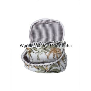 High Quality tropical Print <b>Makeup</b> <b>Bag</b> Set Floral Printed Cotton <b>Quilted</b> vanity Set Three Stylish Cosmetic and Travel Organizer - Product Image 3