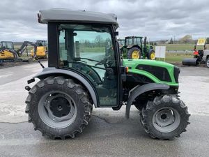 Tractor Deutz Fahr 3060 4WD con Cabina Massil C.F.100 P, Tractor Agrícola Diésel, Cargador Frontal, Minicargador MOOG - Product Image 3