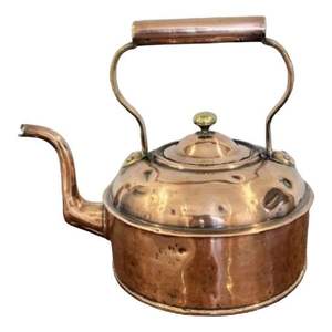 Théière en cuivre de style authentique pour une utilisation décorative dans la cuisine ou pour le brassage quotidien du thé avec une touche de sophistication vintage - Product Image 5