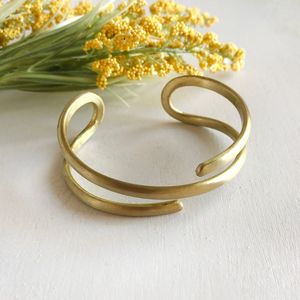 Brazalete de Latón, Anillo de Puño, Pulsera Chapada en Oro, Joyería Hecha a Mano para Mujer, Accesorio de Moda Moderno y Elegante para Bodas - Product Image 3