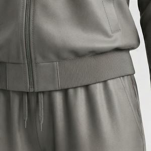 ชุดวอร์มเรียบง่ายสำหรับผู้หญิง ปี 2025 ระบายอากาศได้ดี สวมใส่สบาย เสื้อสวมหัวเนื้อนุ่ม กางเกงขาบาน ชุด 2 ชิ้น เสื้อผ้าผู้หญิง - Product Image 5