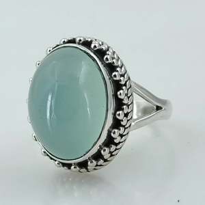 Bague artisanale en argent sterling 925 de style bohème avec calcédoine, pierre de naissance de mars, sur mesure, taille US, par Navya Craft - Product Image 5