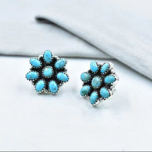 Pendientes hechos a mano Mojave Turquoise Post Stud en Plata de Ley 925 para Mujer - Product Image 1